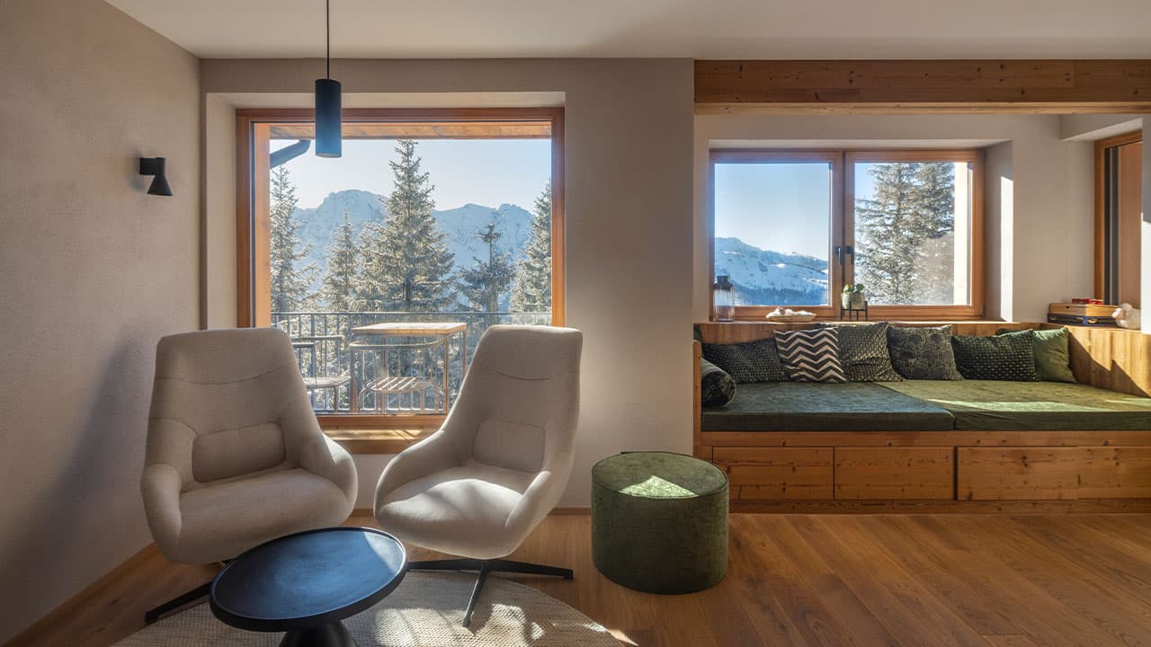 Chalet Abies — Wohnbereich mit Kamin
